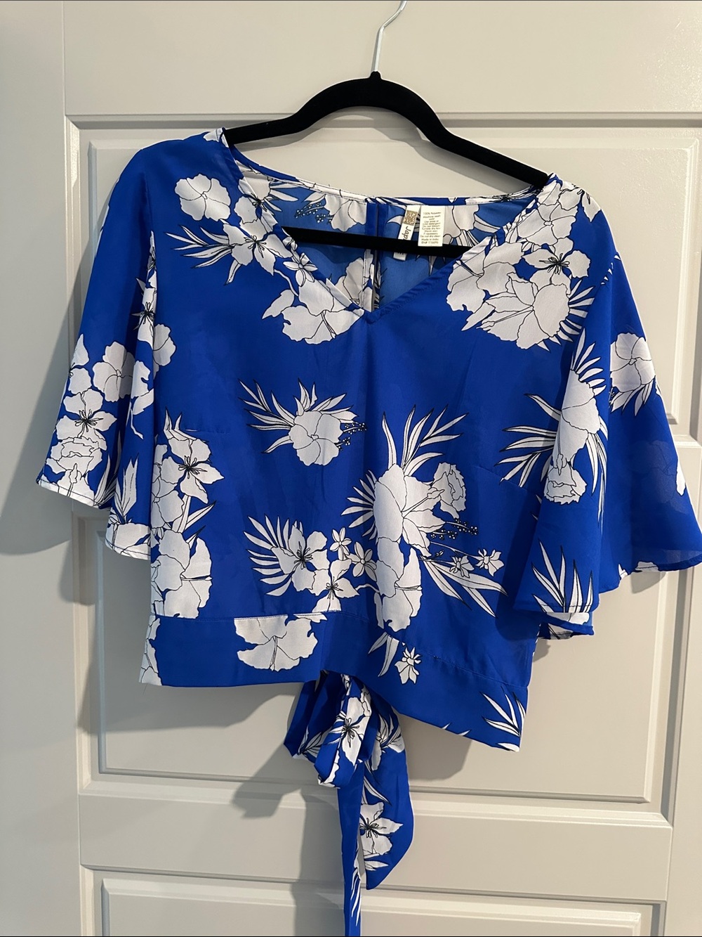 Blue Floral Tie-Back Women’s Top